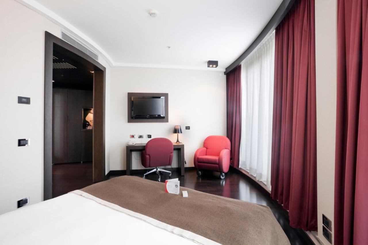 Crowne Plaza Milan City By Ihg Ngoại thất bức ảnh